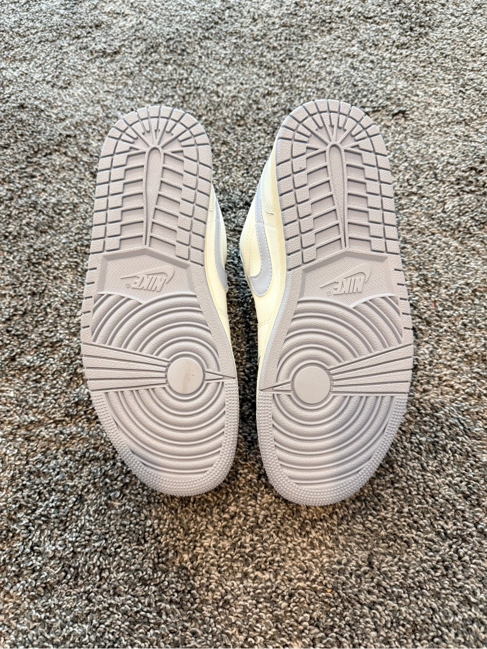 NEW - Size 7M/8.5W - Air Jordan 1 Low Women’s Sail Ghost Sneakers - DC0774-106 - Picture 6 of 9